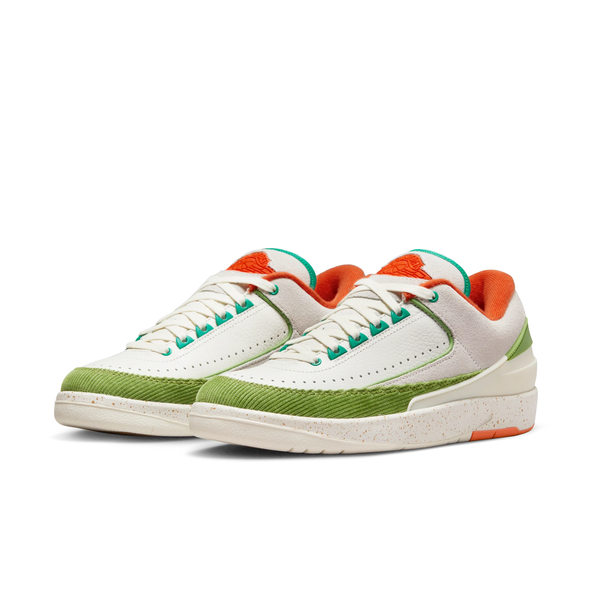 AIR JORDAN 2 RETRO LOW TITAN - Image 2