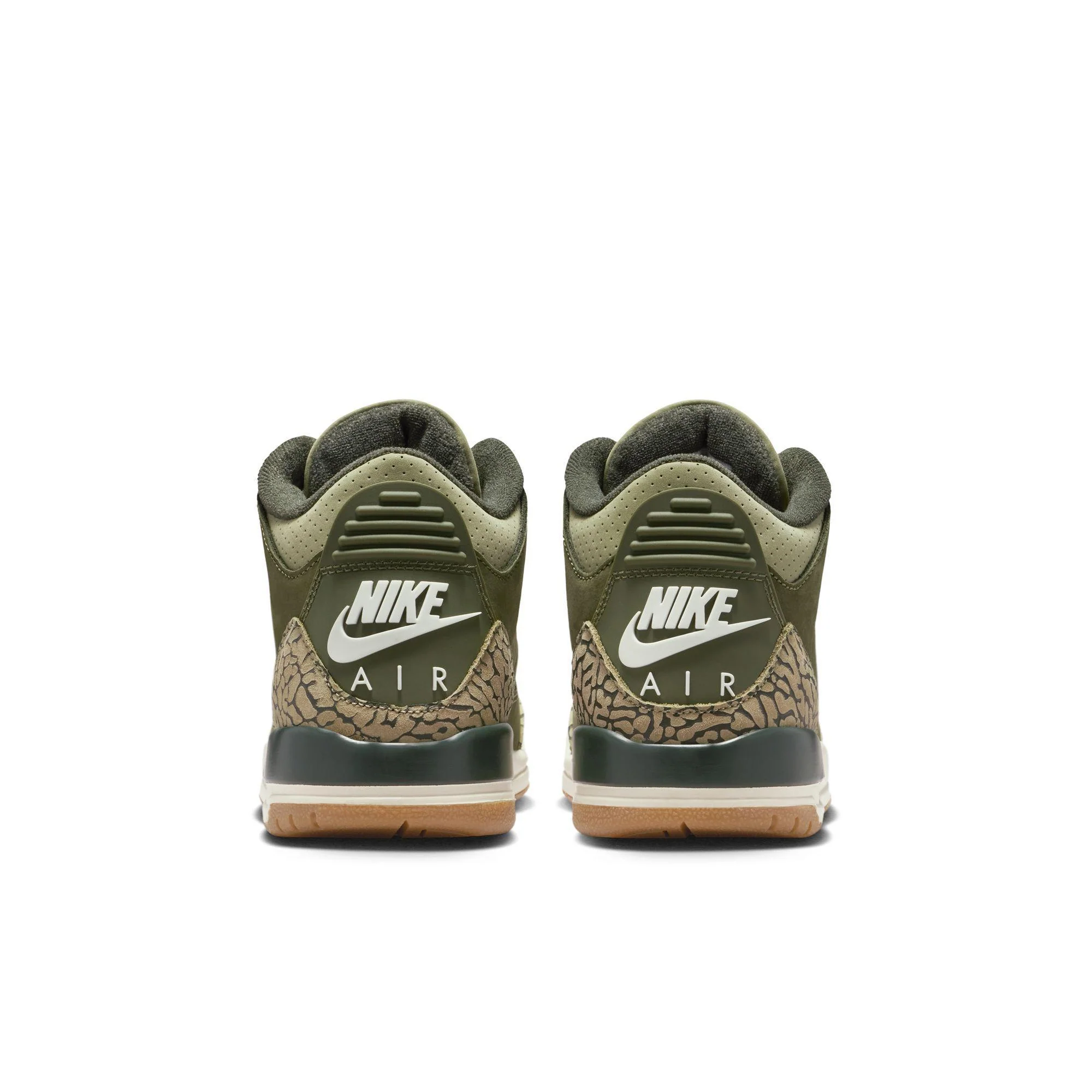 Air Jordan 3 Retro "Medium Olive" Big Kids' Shoes - Image 3