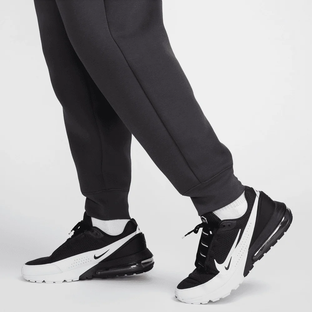 Men's Nike Tech Fleece Pants Black - Image 5
