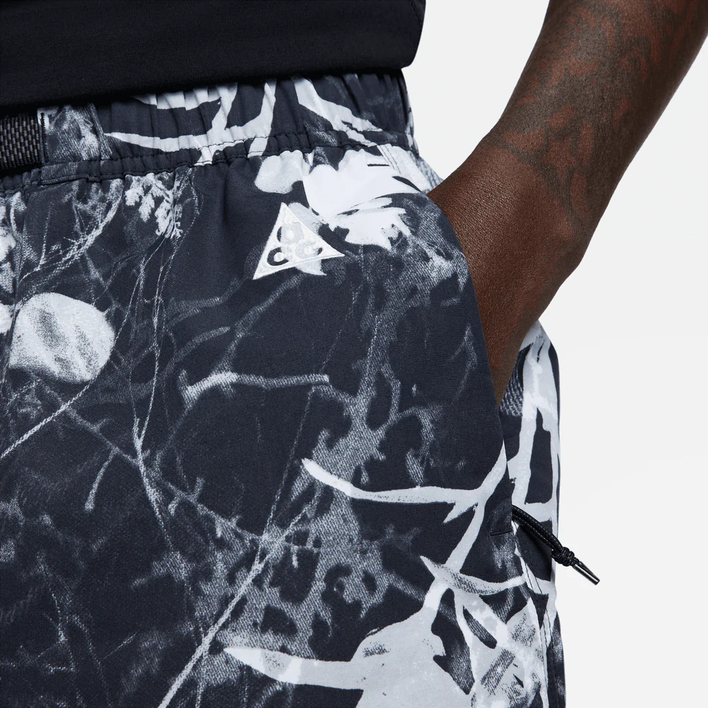 MEN'S NIKE ACG SHORTS "BLACK PRINT TRAIL" - Image 6