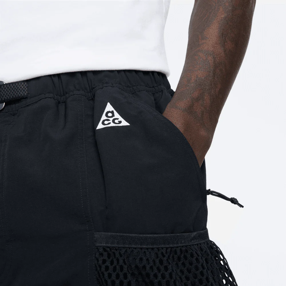 MEN'S NIKE ACG ''SNOWGRASS'' SHORTS "BLACK / ANTHRACITE" - Image 4
