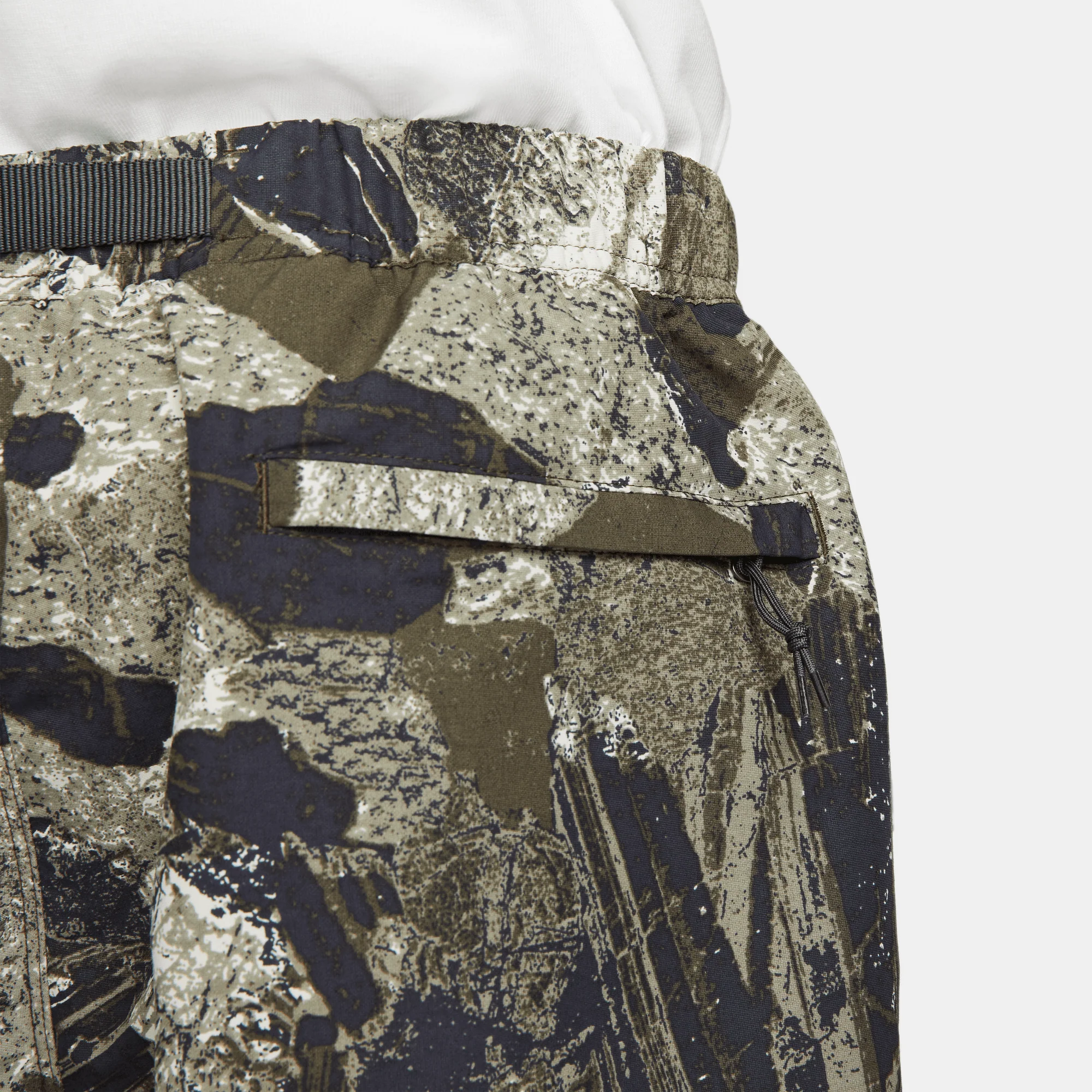 NIKE ACG SHORTS "CAMO" - Image 3