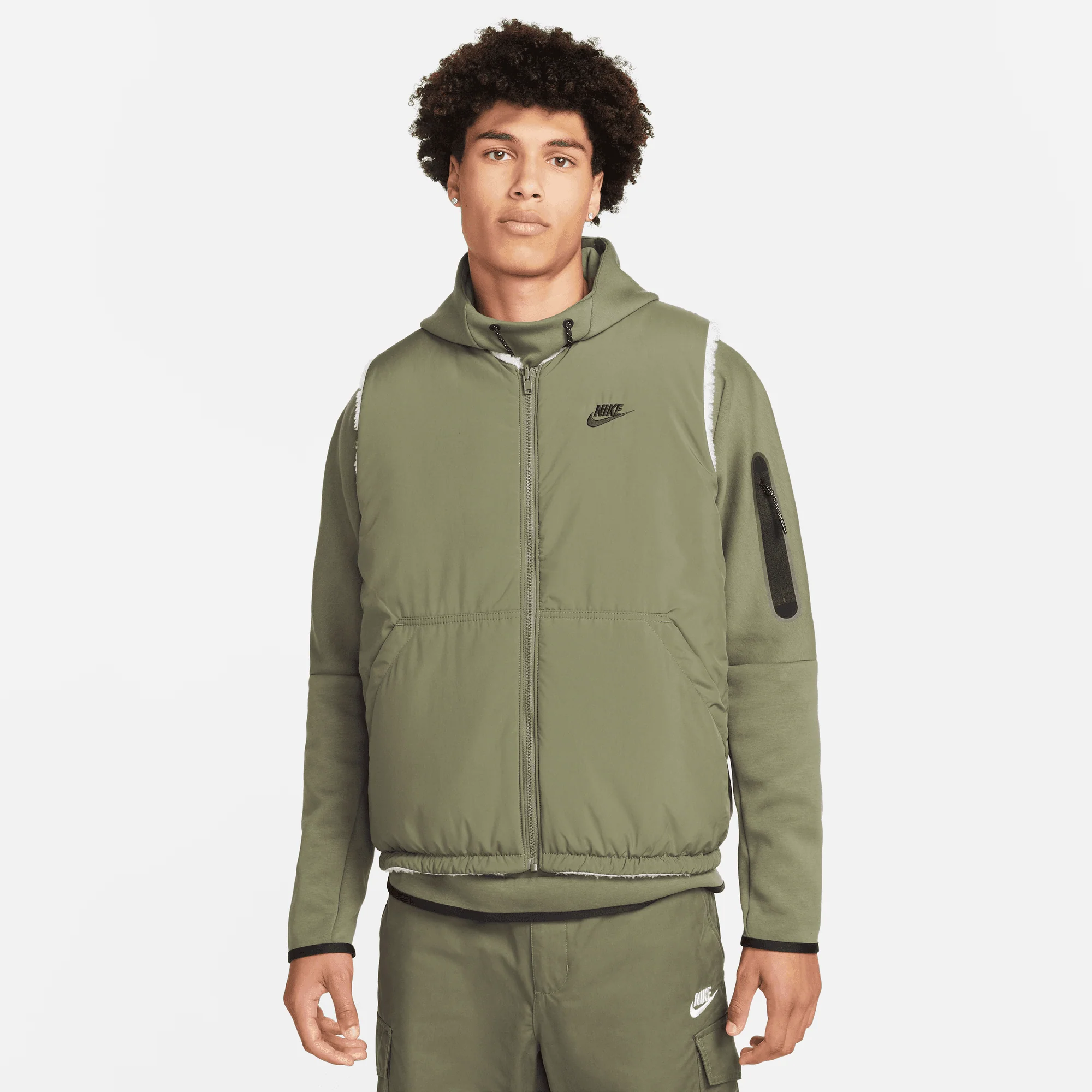 NIKE CLUB + REVERSIBLE WINTERIZED VEST - Image 7