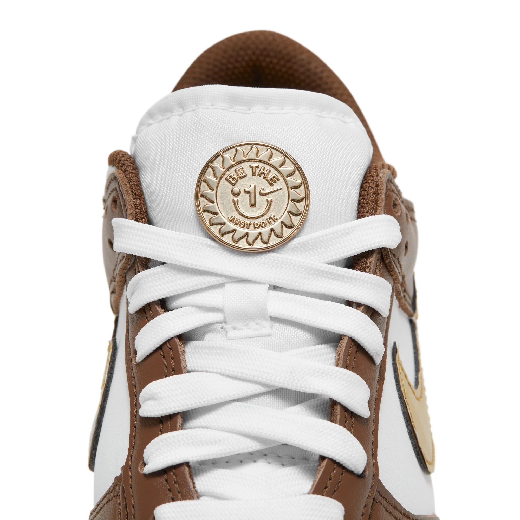 Youth (GS) Nike Dunk Low - WHITE/METALLIC GOLD-WHITE-CACAO WOW - Image 11