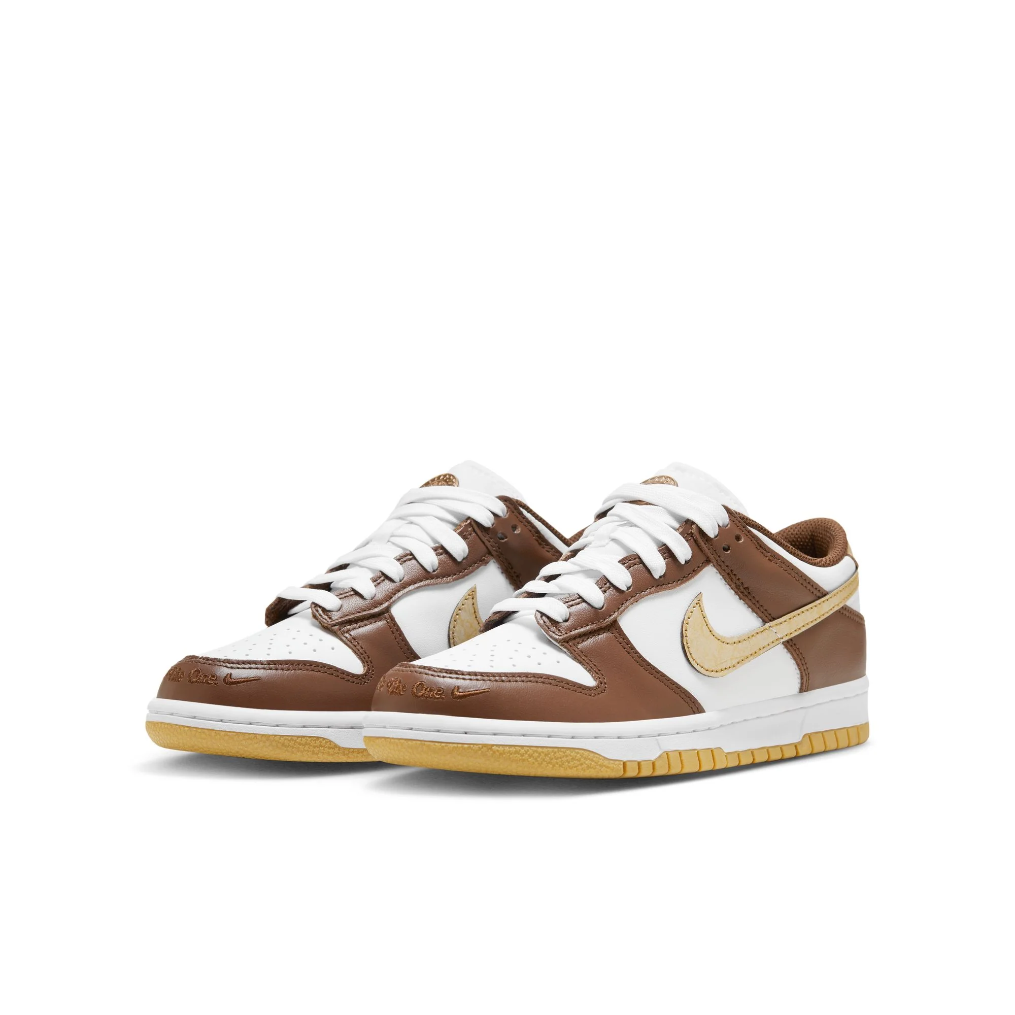 Youth (GS) Nike Dunk Low - WHITE/METALLIC GOLD-WHITE-CACAO WOW - Image 3