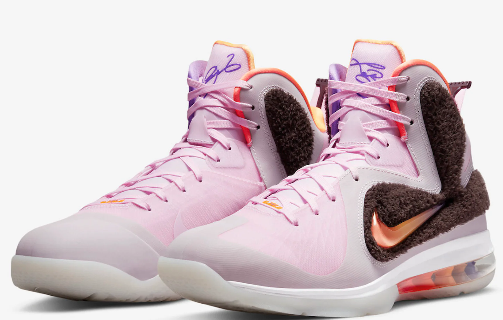 NIKE LEBRON IX "REGAL PINK"