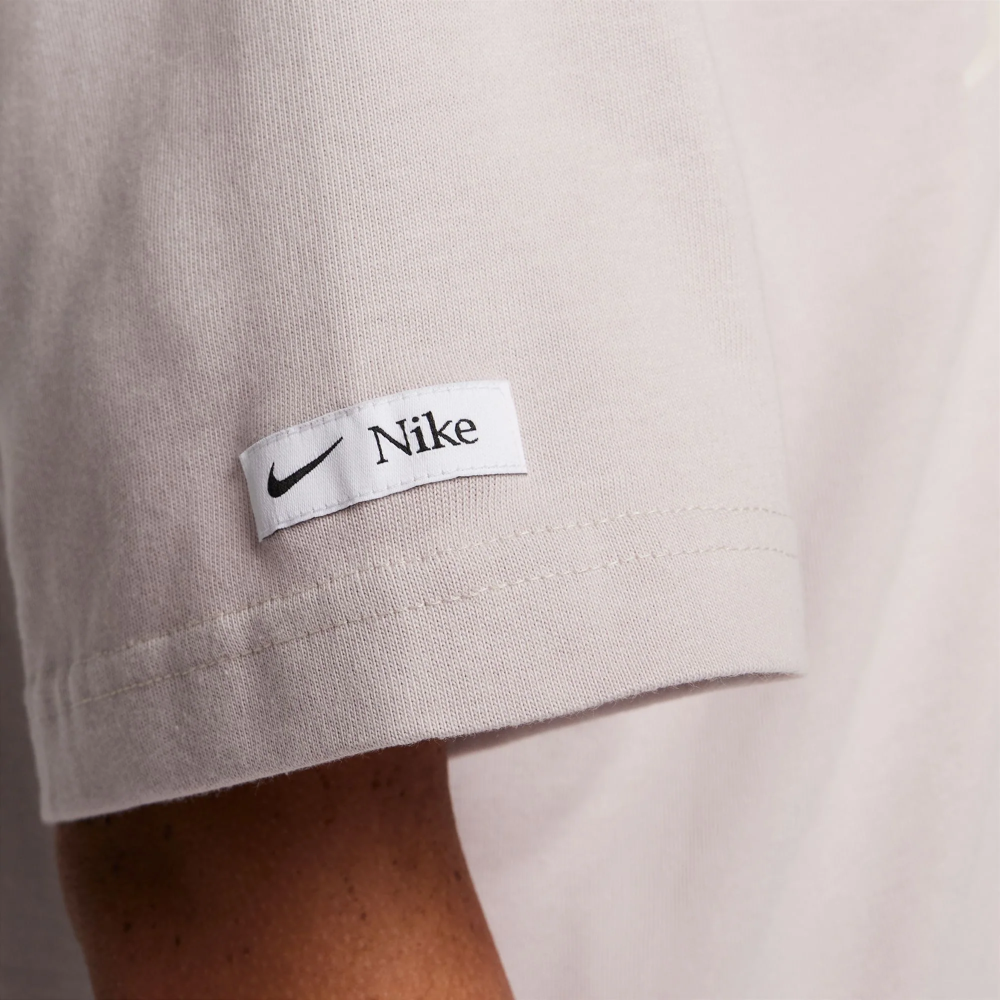 Nike Sportswear Classic - Women's Short Sleeve T-Shirt - Image 4