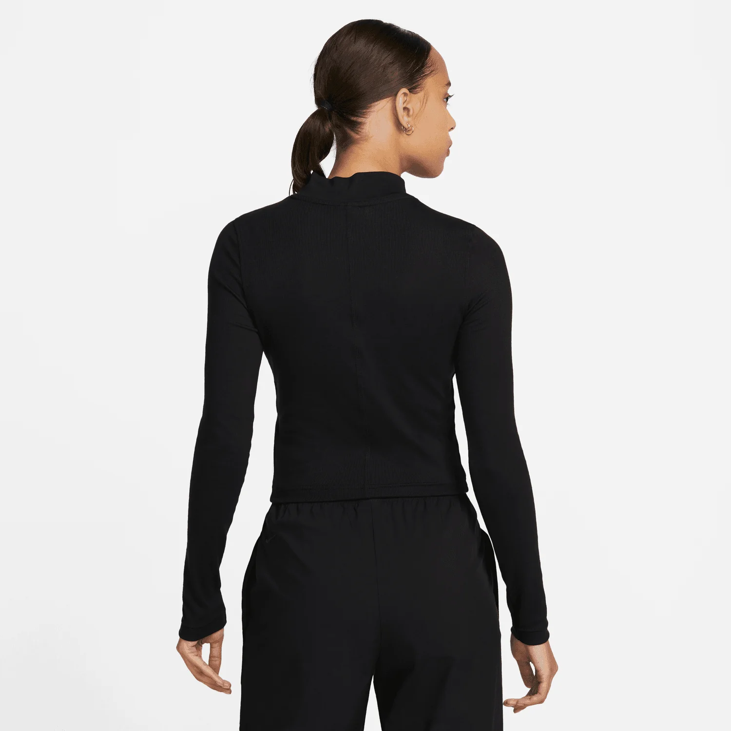 WOMEN'S NIKE SPORTSWEAR ESSENTIALS MOCK NECK TEE - Image 2