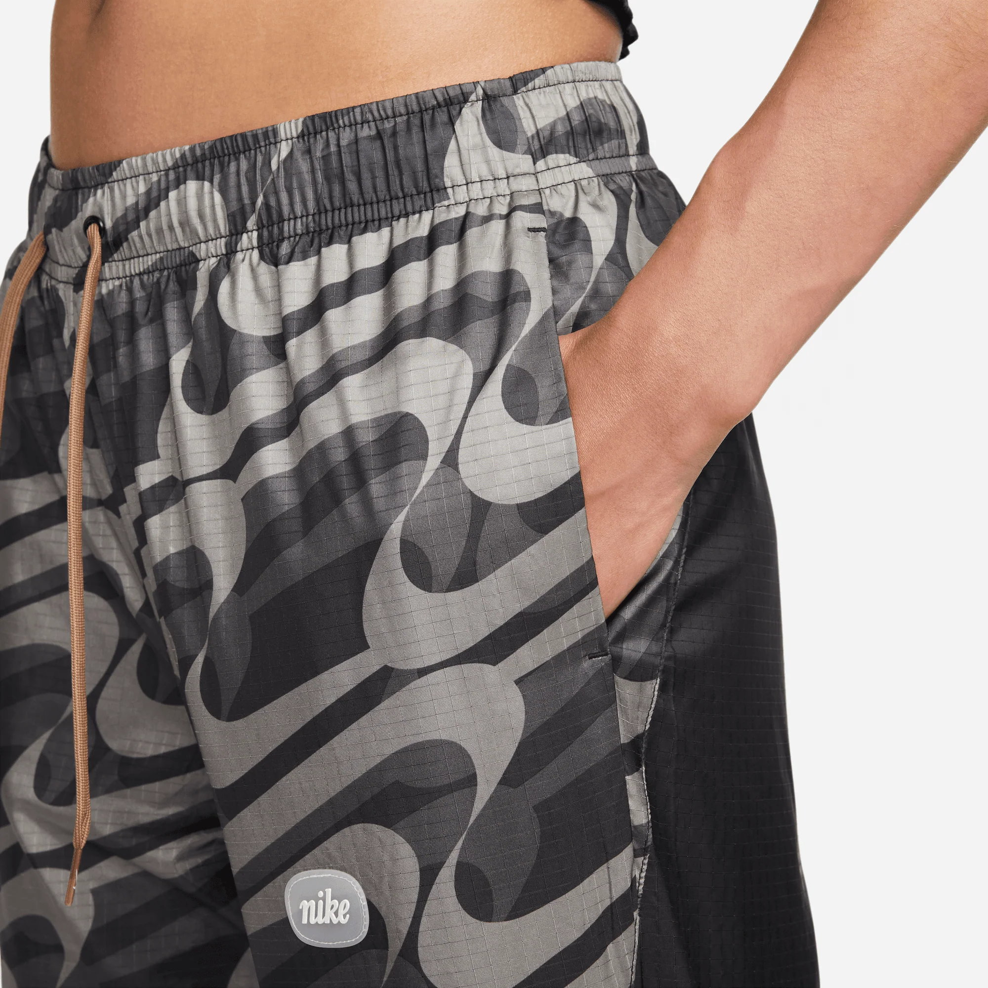 NIKE SPORTSWEAR ICON CLASH PANTS "DARK DRIFTWOOD" - Image 4