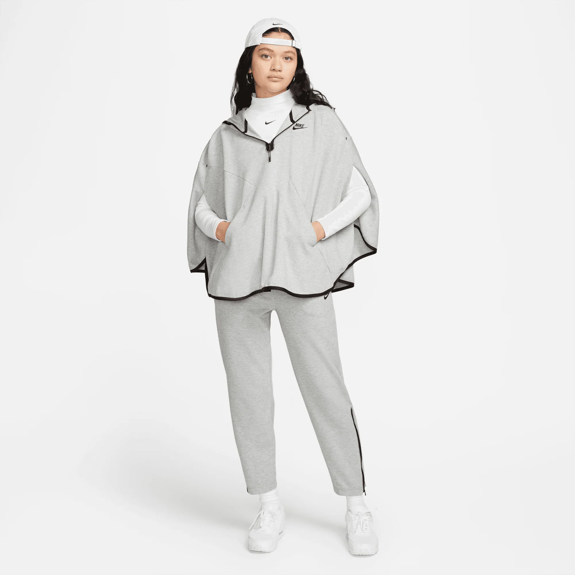 NIKE SW TECH FLEECE (GREY) - Image 4