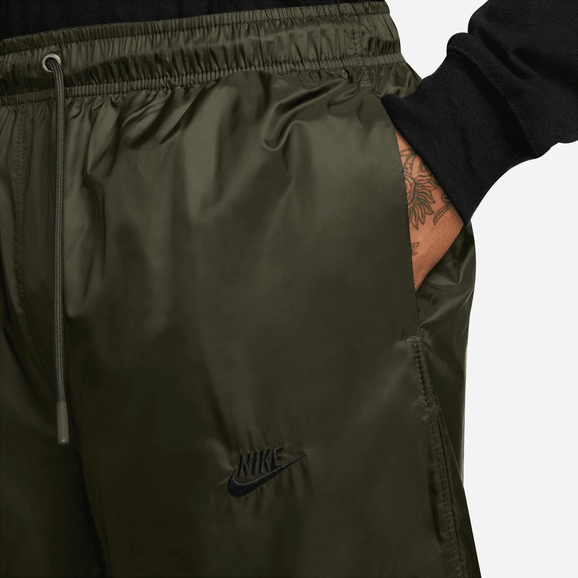 NIKE SPORTSWEAR TECH PACK "OLIVE GREEN" - Image 4