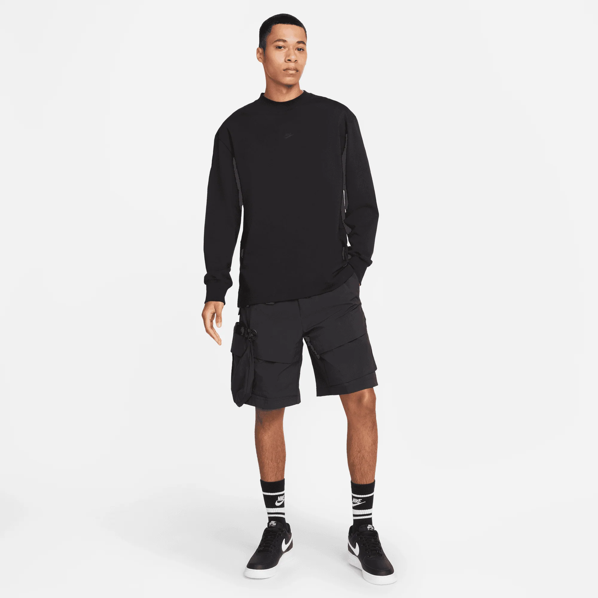 NIKE SW TECH PACK CARGO SHORTS (BLACK) - Image 3