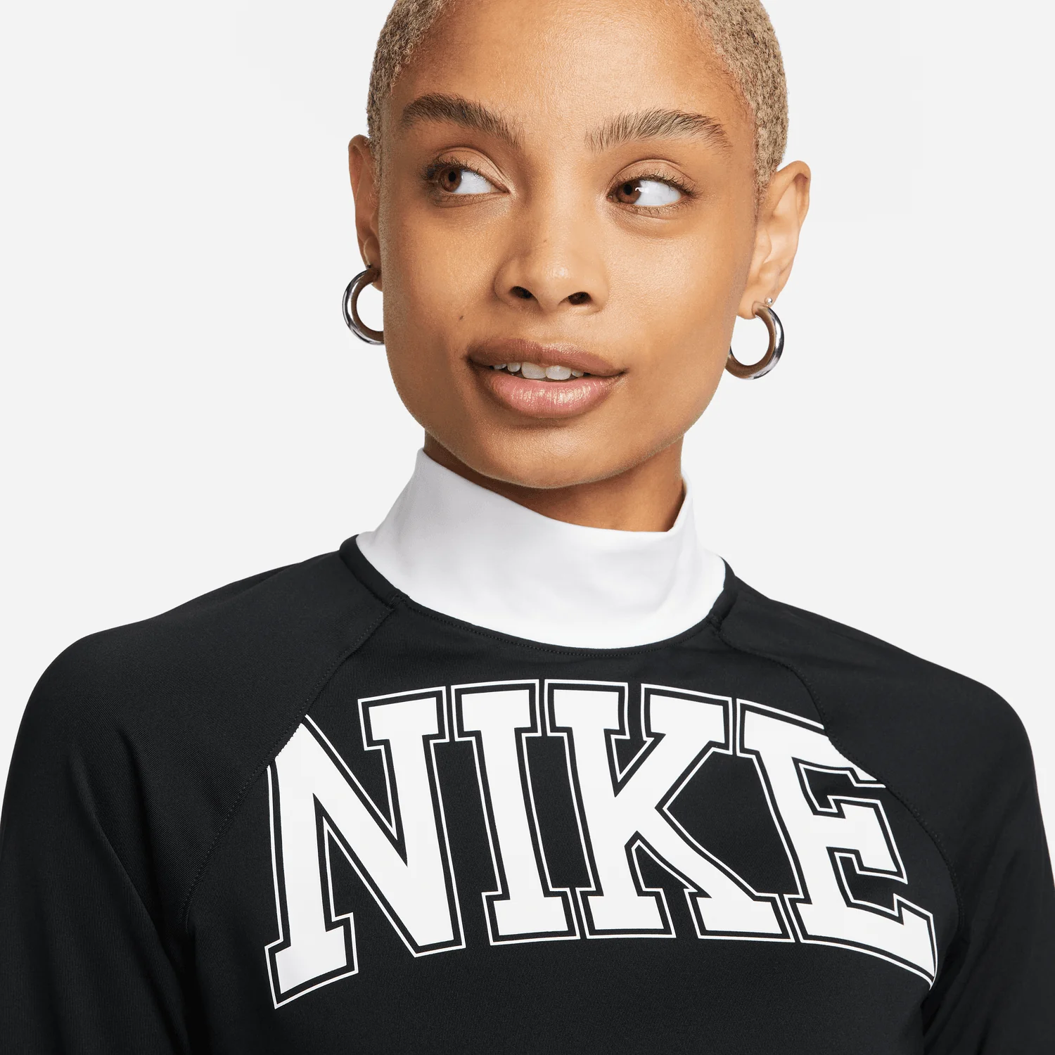 WOMEN'S NIKE SW LONG SLEEVE TOP - Image 4