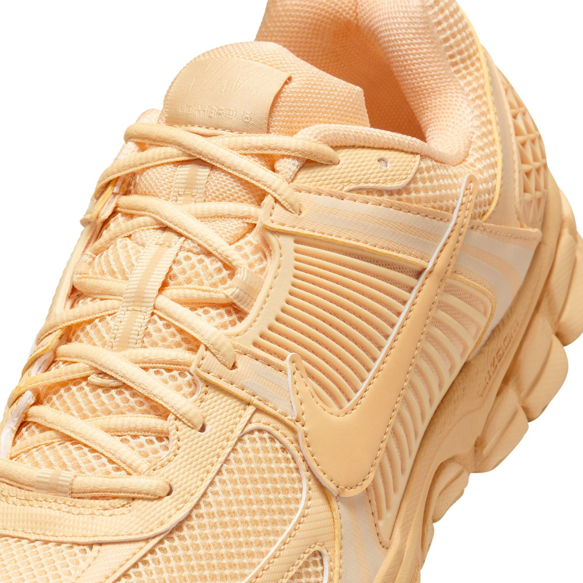 Nike Zoom Vomero 5 Celestial Gold/Celestial Gold - Image 5