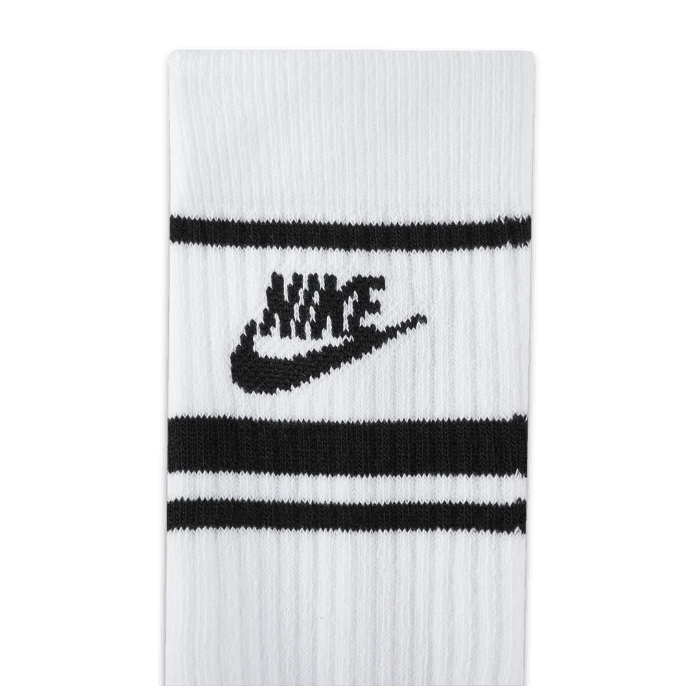 Nike Sportswear Dri-FIT Everyday Essential Crew Socks (3 Pairs) - Image 4
