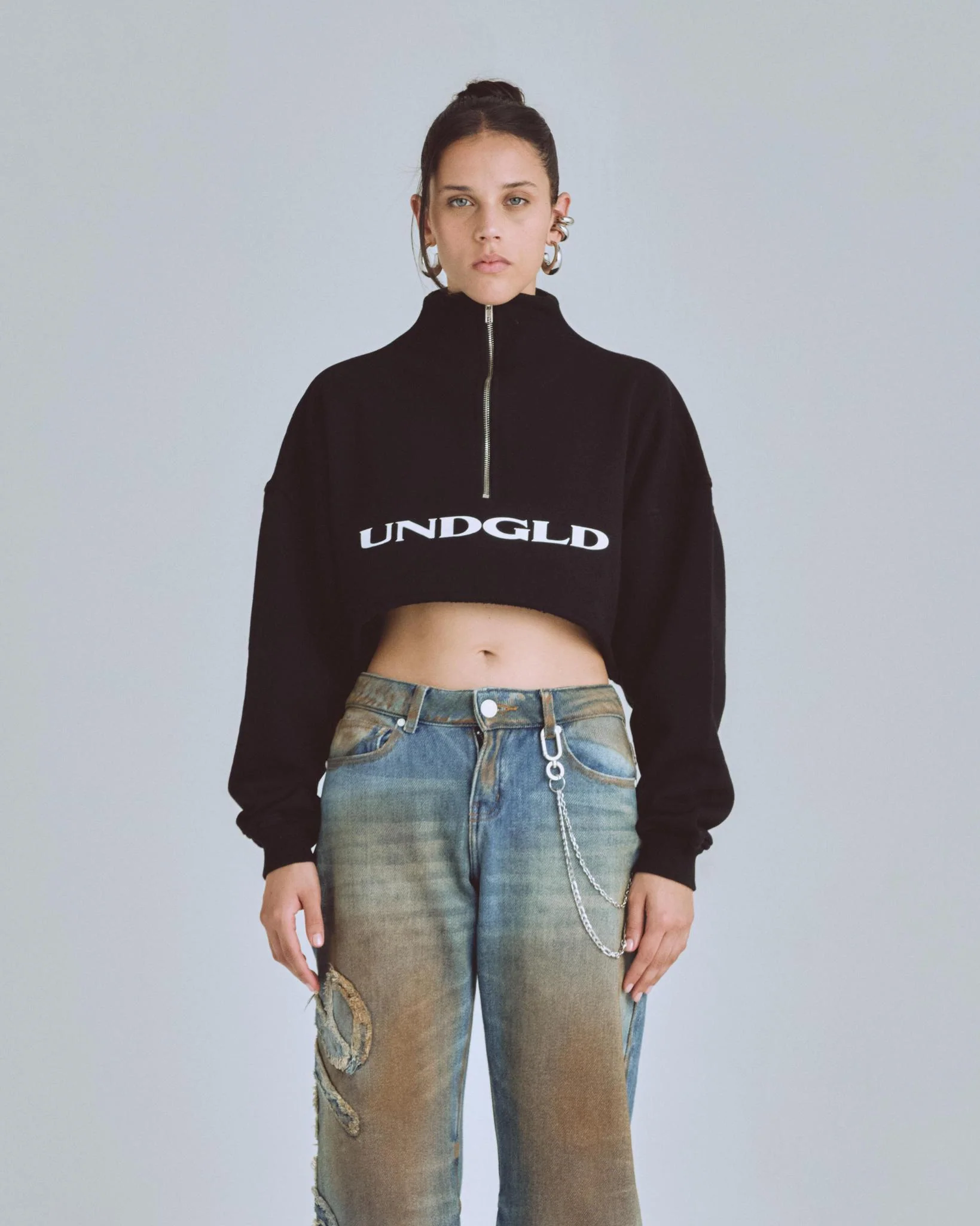 Undergold Women's Agnus Dei U Star Crewneck Black - Image 3