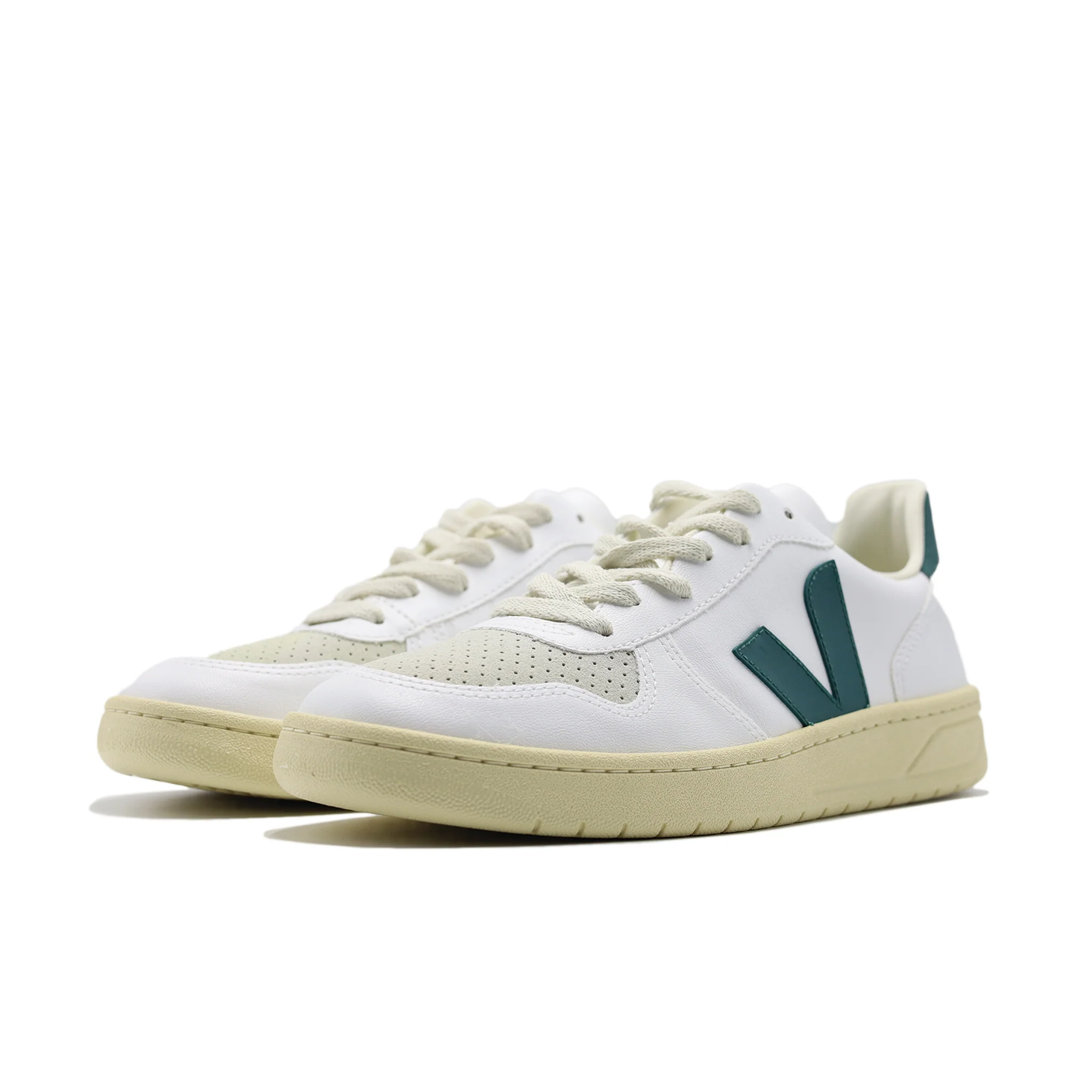 VEJA V-10 CWL WHITE BRITTANY (MENS) - Image 2
