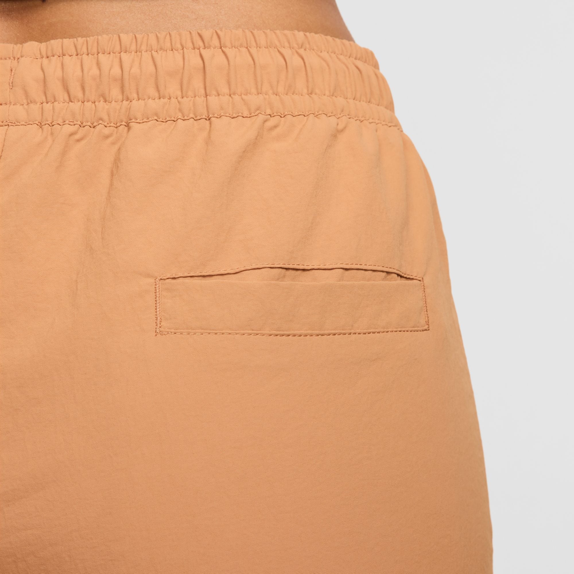Nike Sportswear Everything Wovens Women's Mid-Rise Open-Hem Pants - Image 5