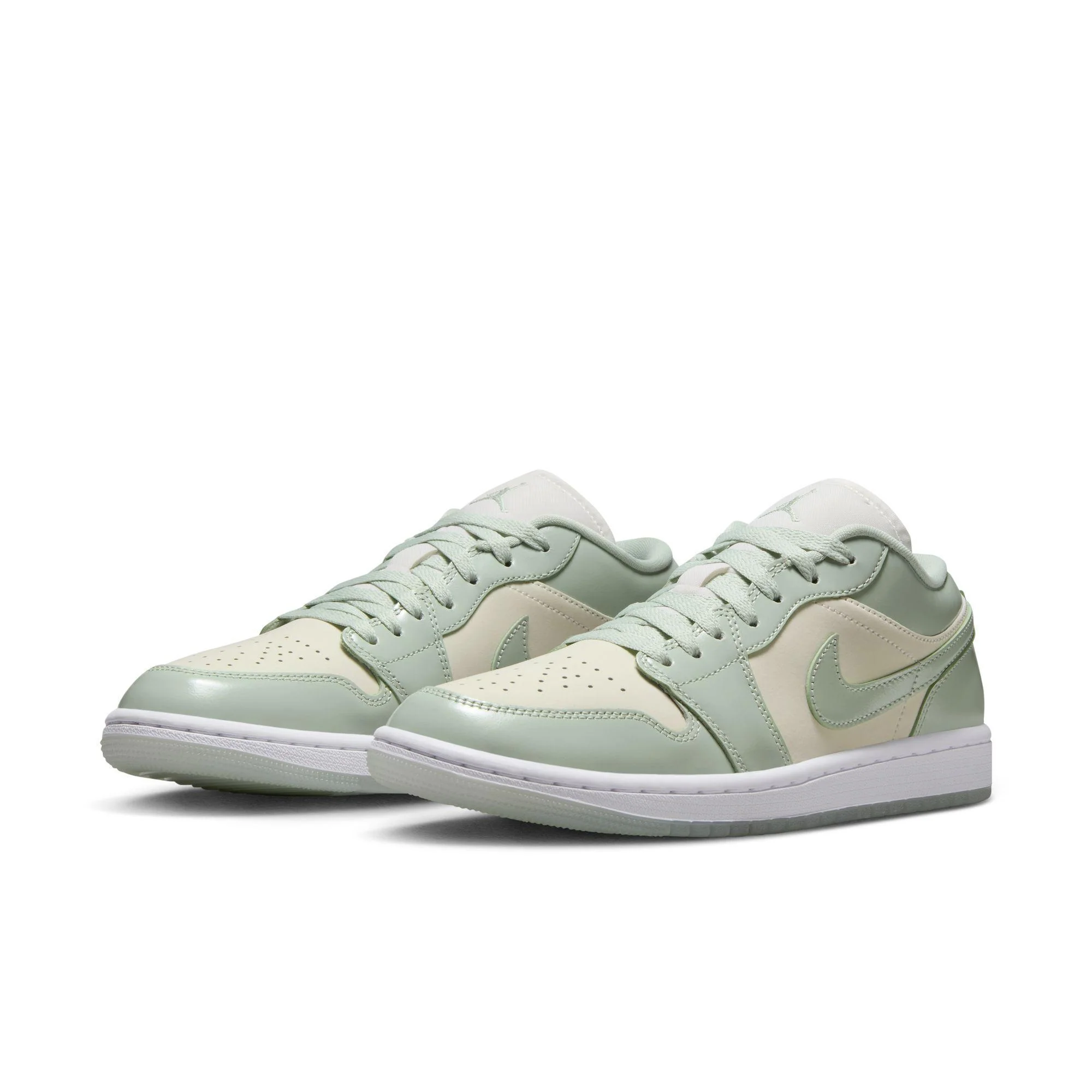 Women's Air Jordan 1 Low SE Sail/Seafoam-Metallic Silver-White - Image 2